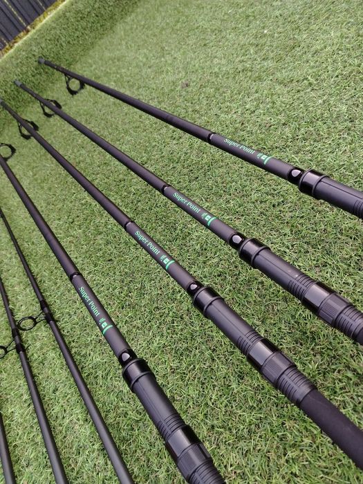 SET 4 Lansete ROBINHAN Super Point 3.9m, 3.75Ibs 2 segmente

Produs NO