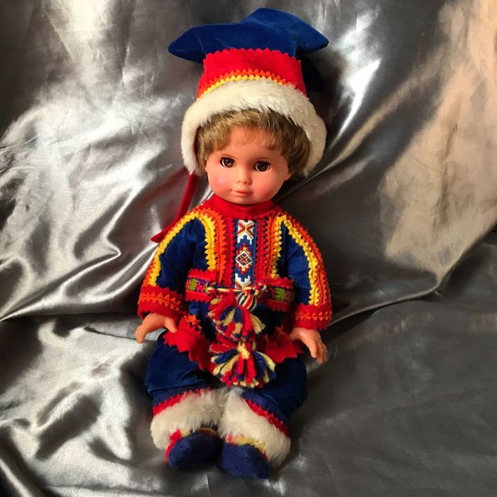 Редкая кукла старинная