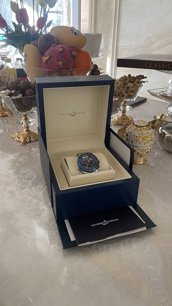ULYSSE NARDIN mexanika soat