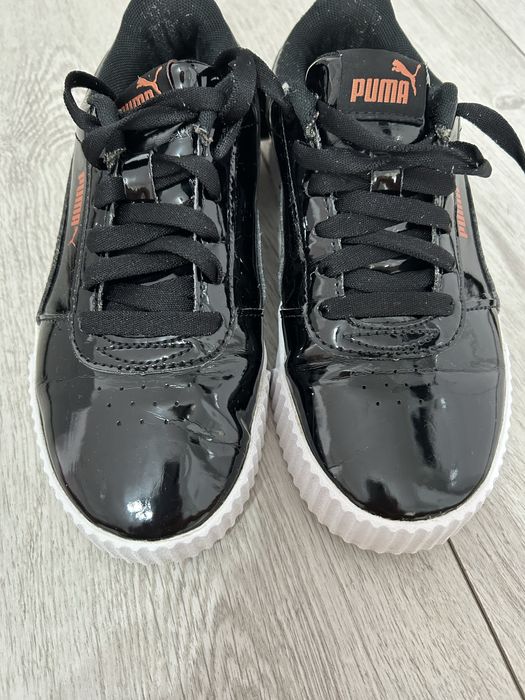 Pantofi Puma marimea 36