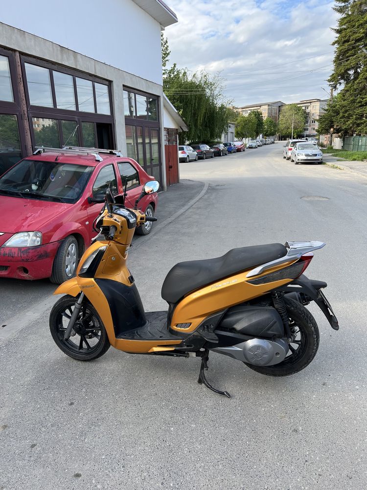 Kymco People GTI