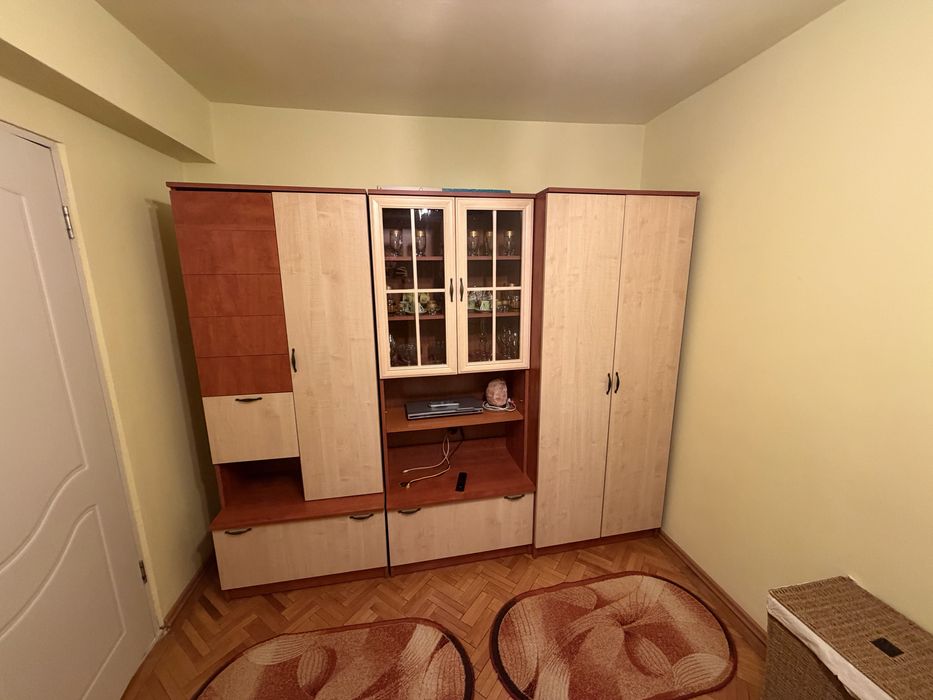 mobila living dormitor canapea