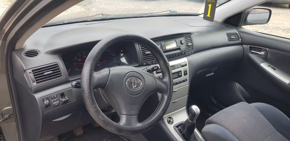 На части! Toyota Corolla 2.0 D-4D  90 hp 2003 Тойота Корола