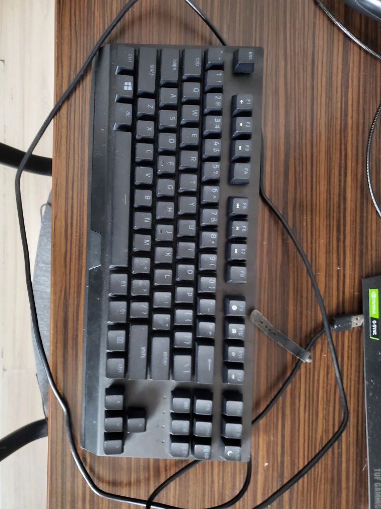 Gaming PC GeForce RTX 3070 Ti GamingPro Palit cu mouse & keyboard RGB
