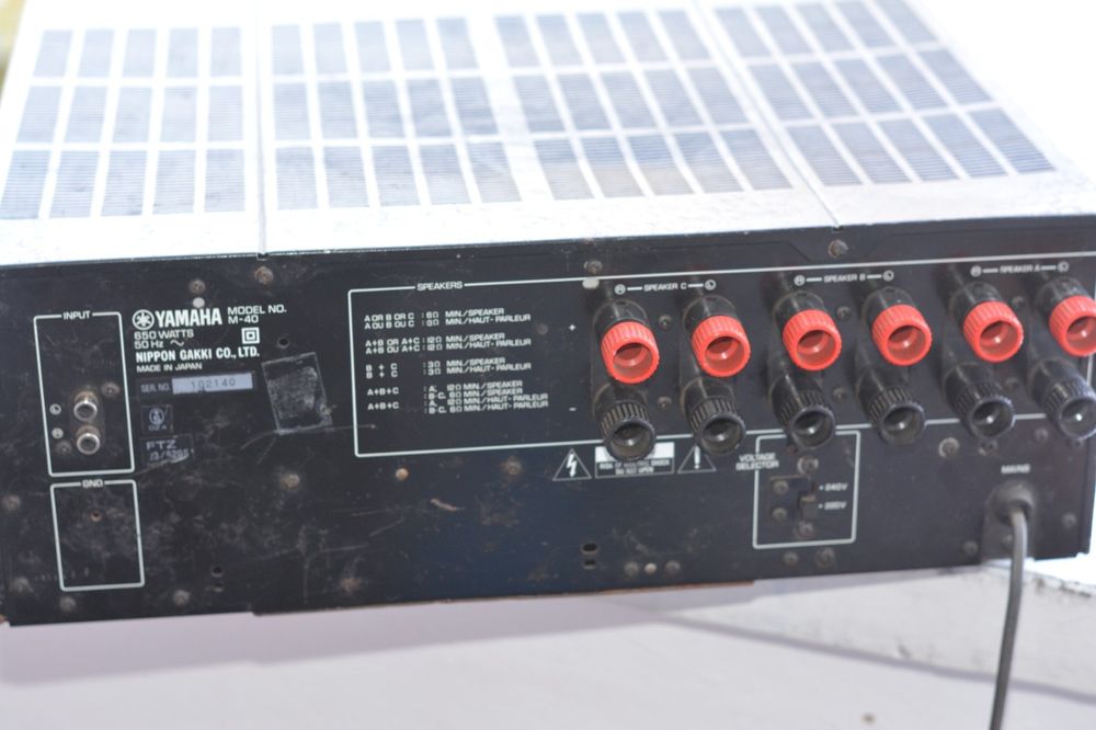 Yamaha m-40 Natural Sound