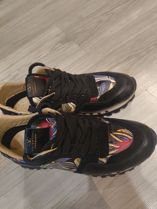 Маратонки valentino