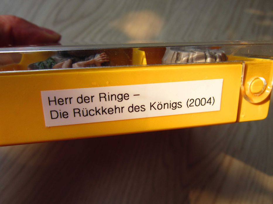 cadou deosebit si rar The Lord of the Rings Kinder Germania 2004