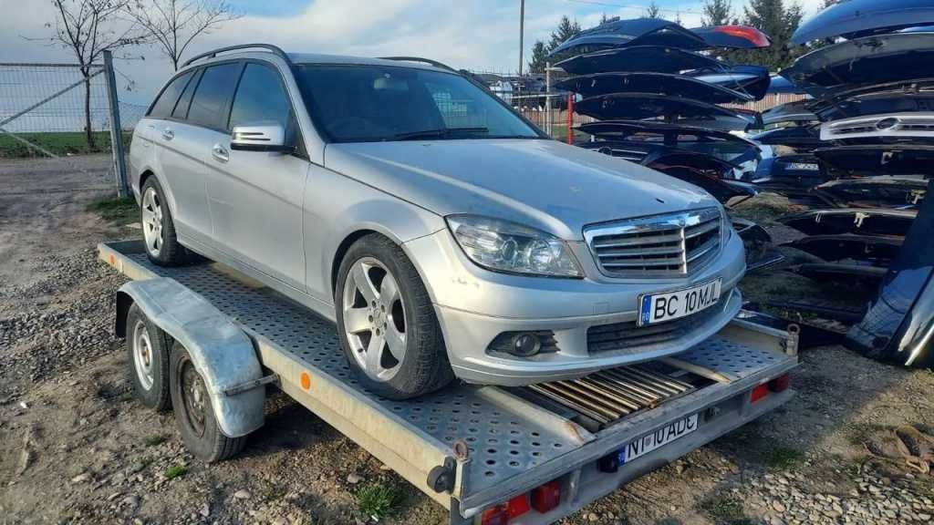 Dezmembrez Dezmembrari Mercedes C class w204 an 2008 2.2 Cdi Om646