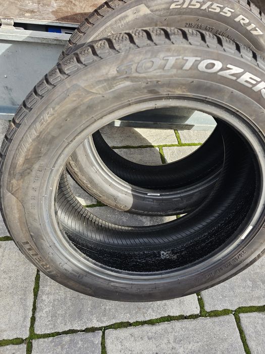 Pirelli Sottozero Winter 3 Seal 215/55/r17