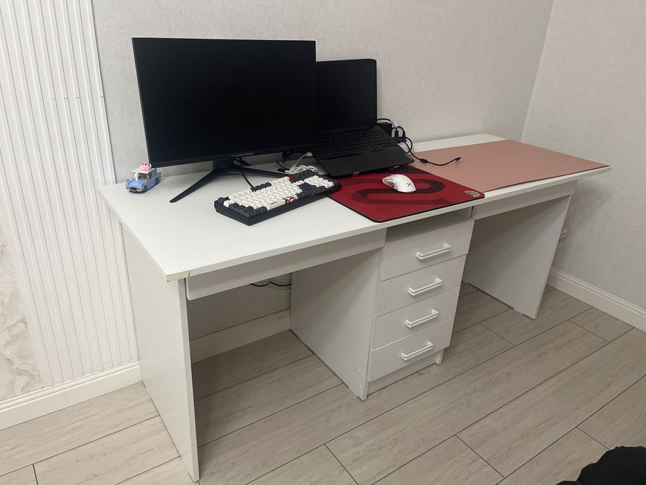 Обмен Компьютерный стол двухместный на одноместную