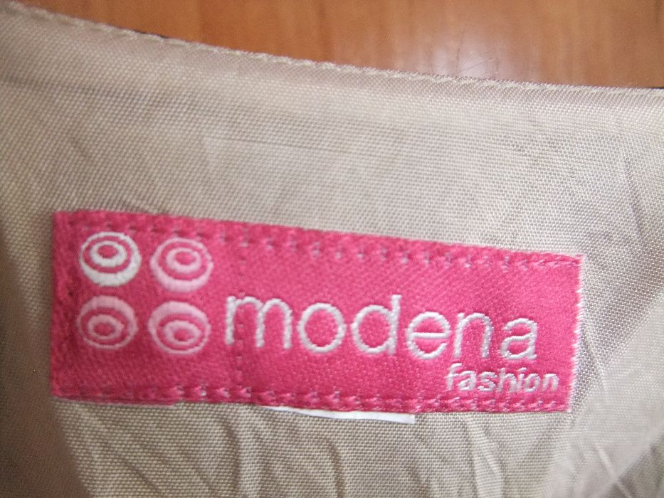 Рокля "Модена"