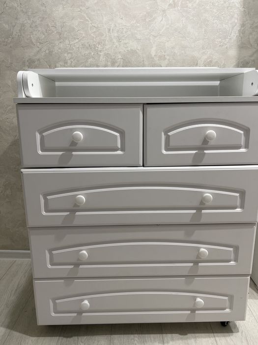 Пеленальный столик