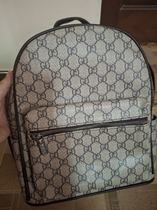 Сумка рюкзак гуччи