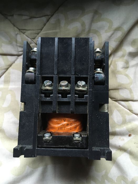 Контактор за променлив ток 32 А
