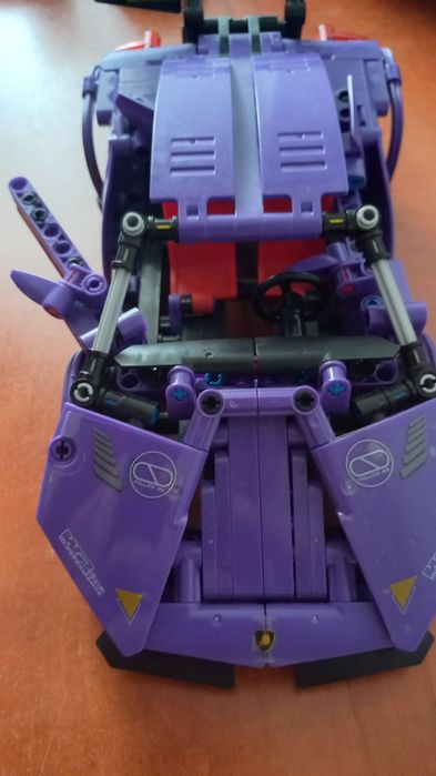 Masina Lamborghini tip Lego Tehnic