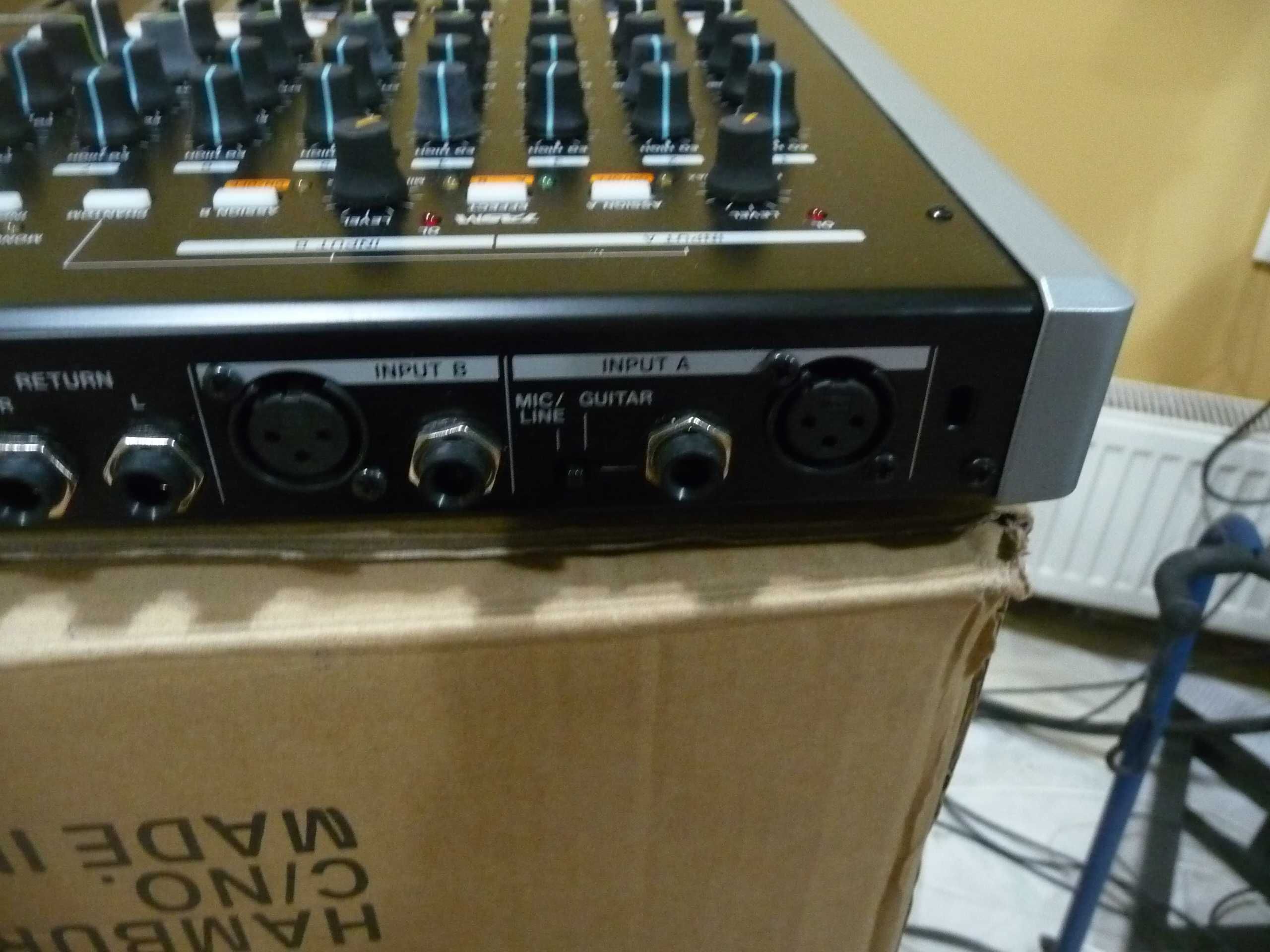 Studio audio portabil TASCAM DP-02 (nefolosit)