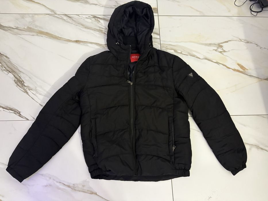 Geaca Guess mar M
