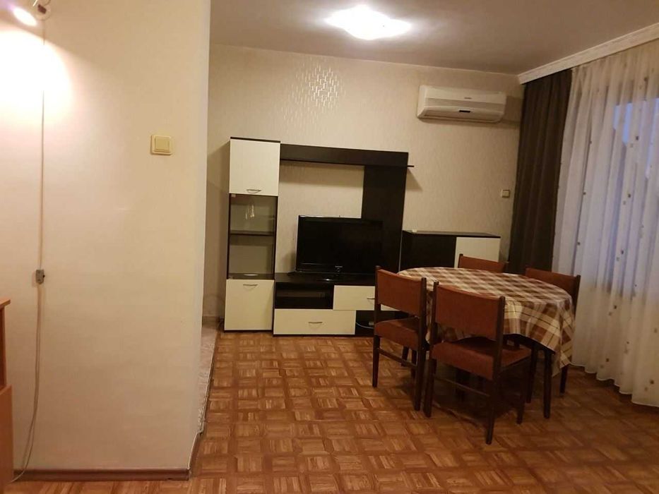 Дава се под наем Тристаен апартамент в Пловдив, Въстанически - 80 кв.м за 250 € - Снимка #4