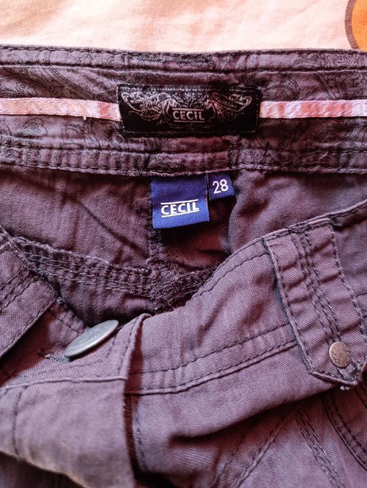 Дамски панталони размер 36