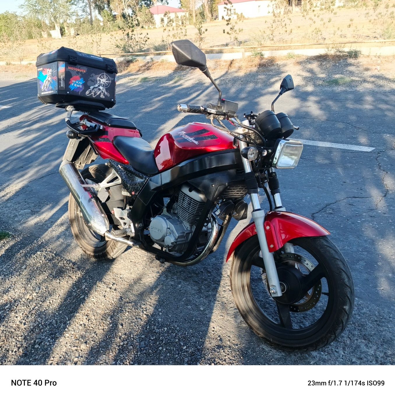 Daelim roadwin 125