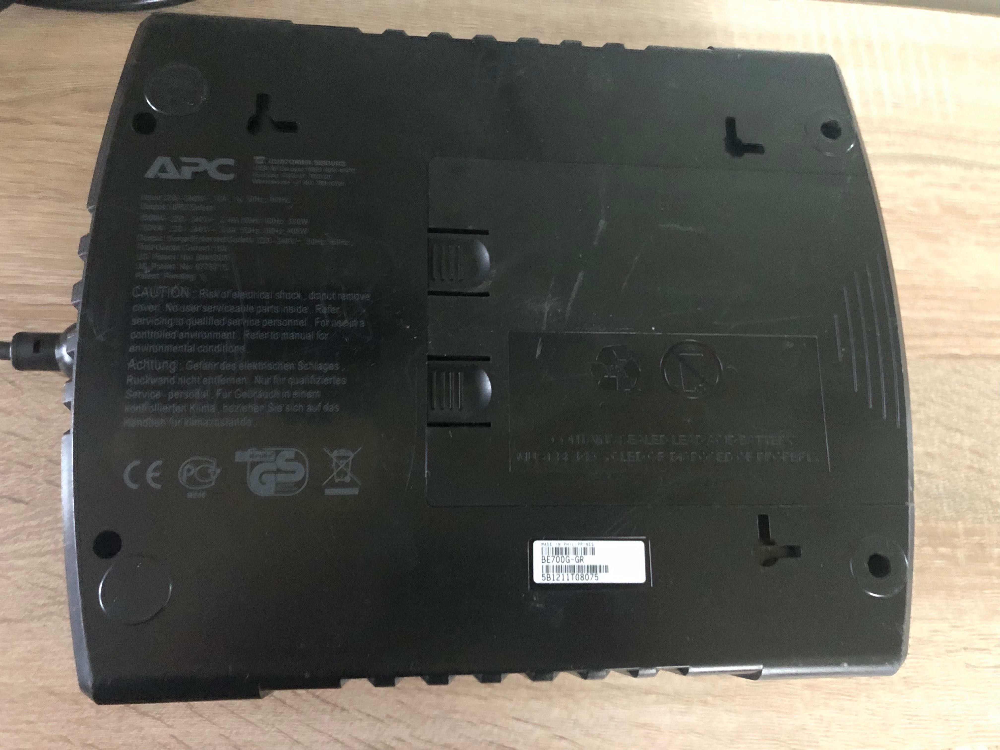 APC Back-UPS ES 700/405W 8 Prize Schuko - cu Baterie Noua