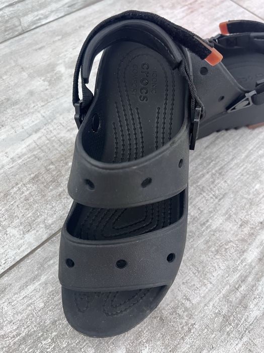 Sandale negre Crocs unisex