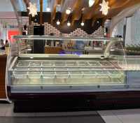 Витрина за сладолед ISA модел Gelato Show