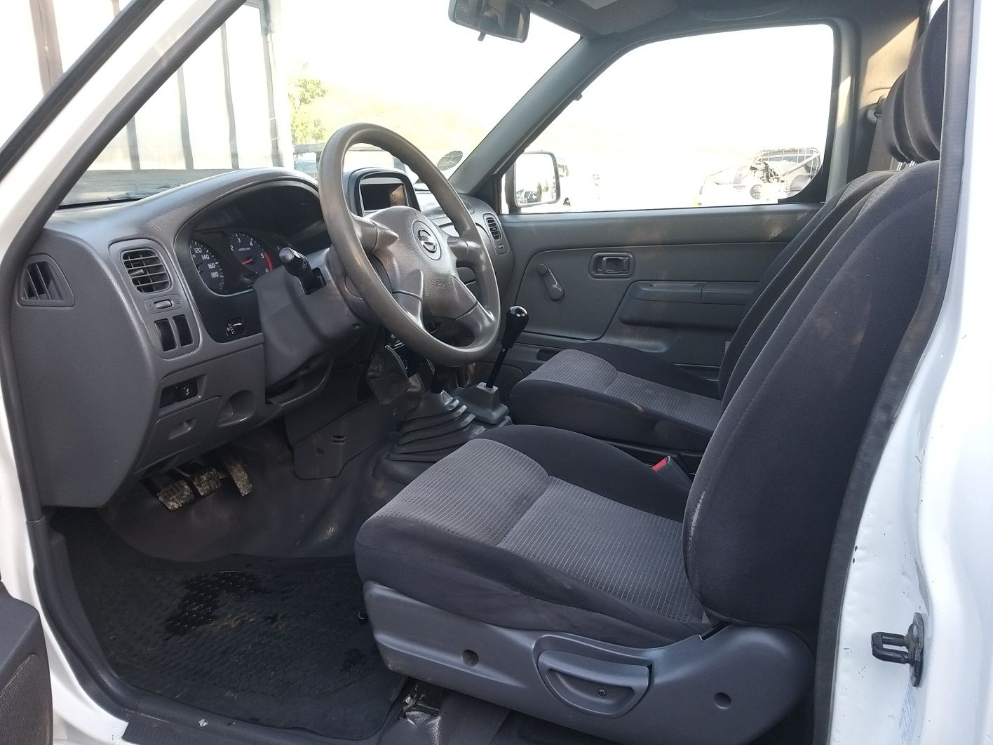 Nissan Navara 4x4 2008 bena lunga 235x160