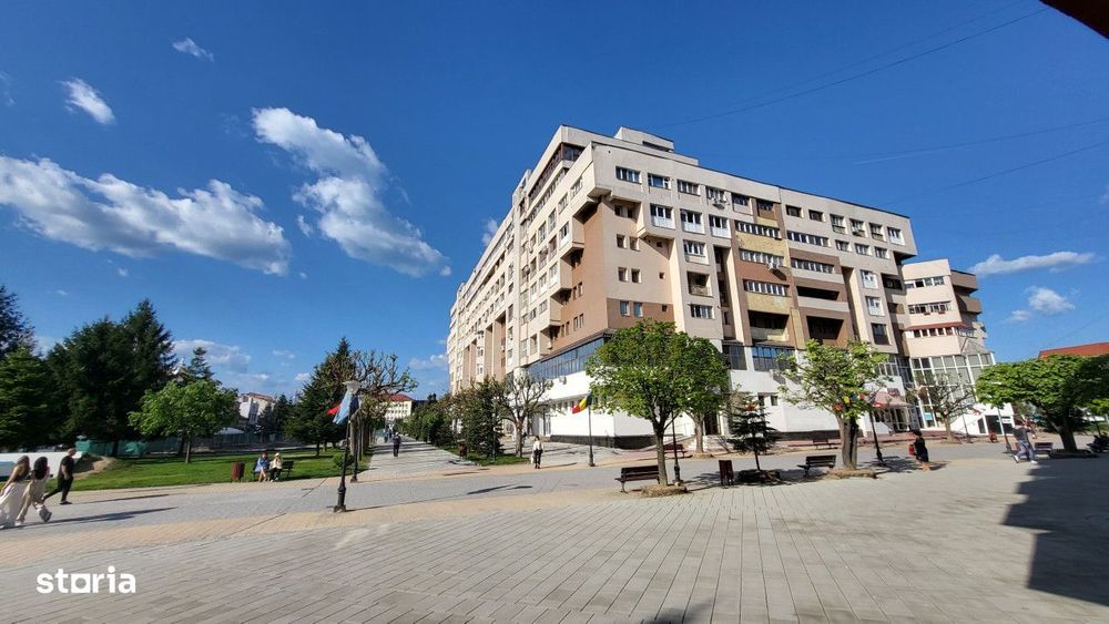 Vanzare apartament cu 3 camere, ULTRACENTRAL, 99 mp, str. Victoriei