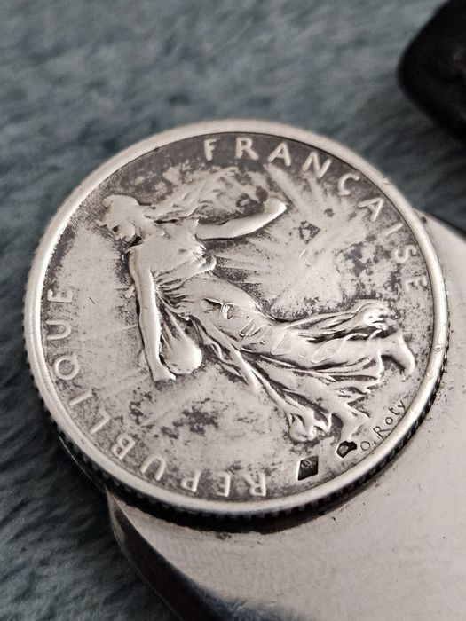 Еloi pernet за Hermes джобен нож.