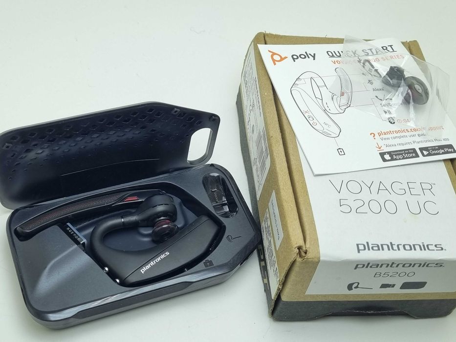 Handsfree Bluetooth Plantronics Voyager 5200 4 микрa Caller ID Бат 7ч.