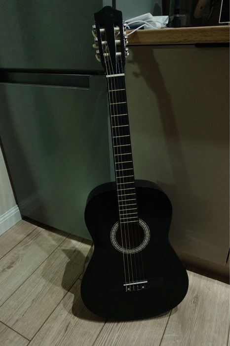 Гитара классическая