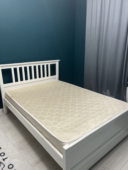 Проодам кровать для спальни