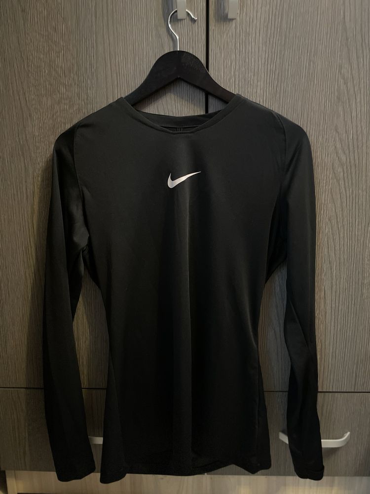 bluza nike compresie