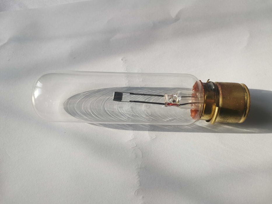 Bec trichineloscop cu ecran IOR