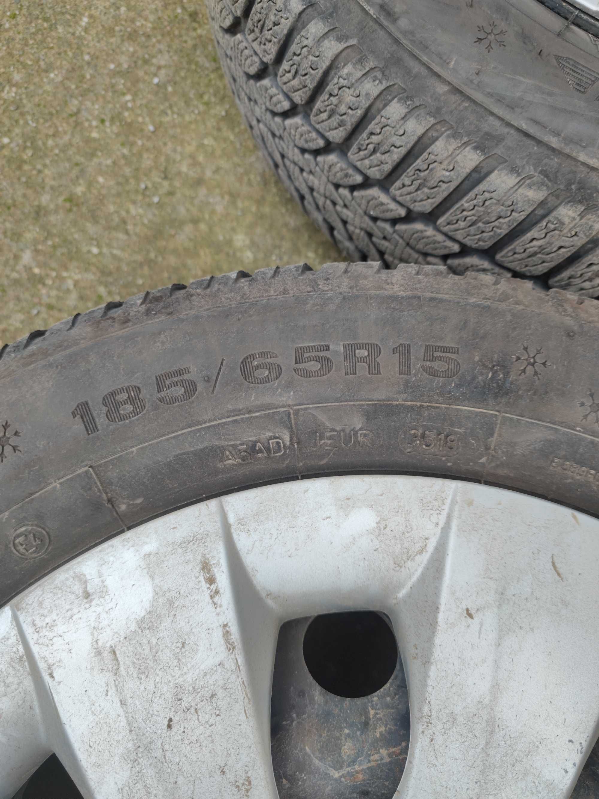 Зимни гуми "Dunlop" размер 185/65/15