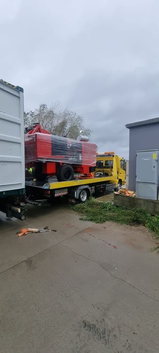 Descarcam utilaje din tir, dam jos auto din prelate, containere, marfa