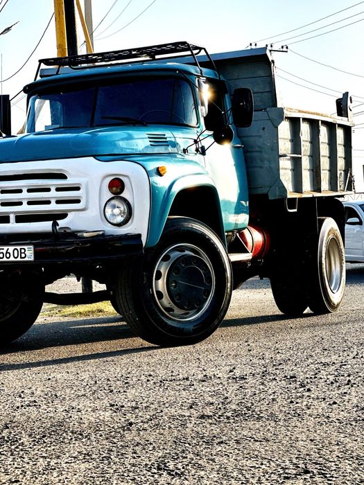 Zil 130 samasval sotiladi naxtga moshina tinnu xolatda