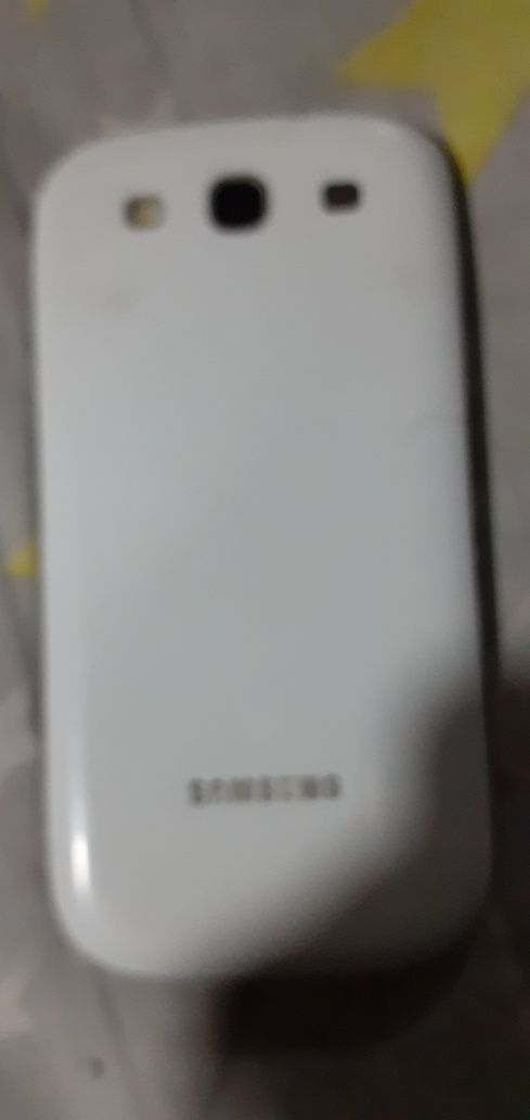 Samsung S.3  сотилади