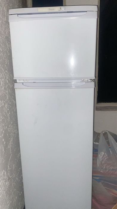 Холодильник продам б/у в отличном состоянии