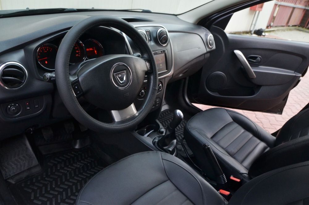 Dacia Sandero Stepway Prestige 2015 0.9 Tce 90 CP