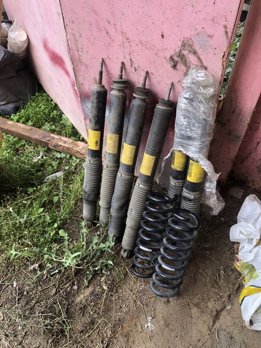 Mercedes/Мерцедес W203 S203 Амортесъори