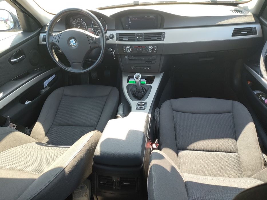 BMW E91 320 d 177cp