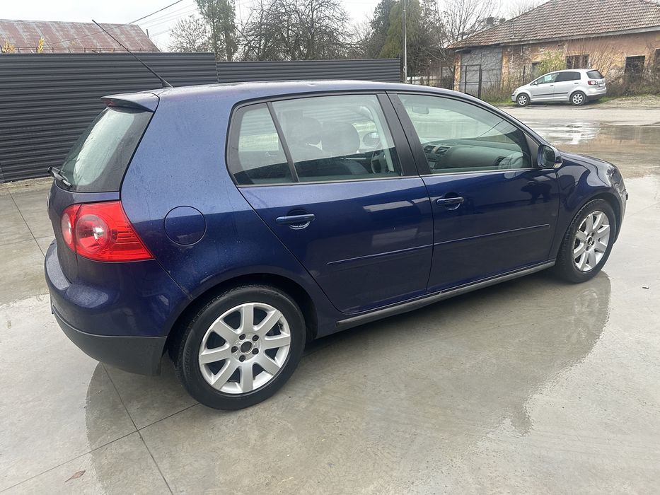 Vand Golf 5 1.4 5 trepte impecabil!
