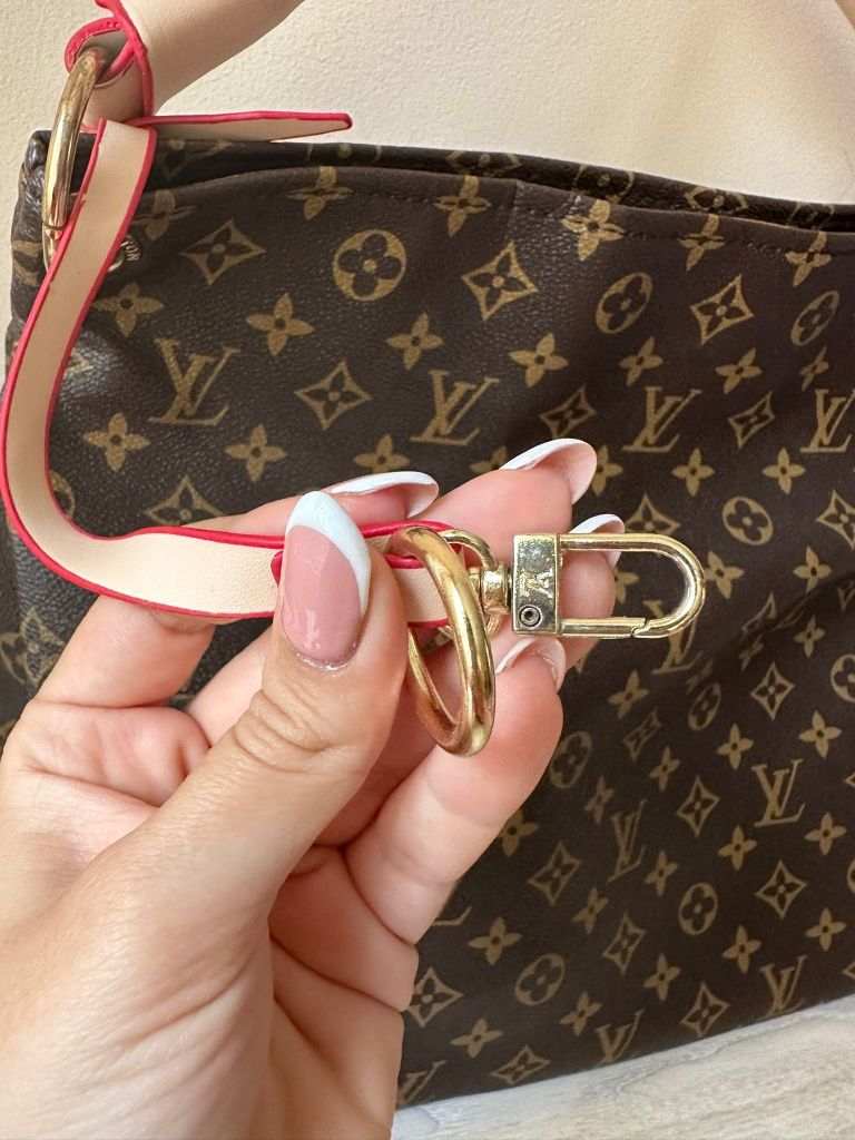 Дамска чанта Louis Vuitton