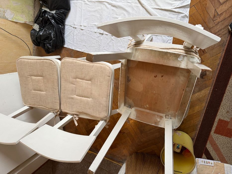 Кухненски столове