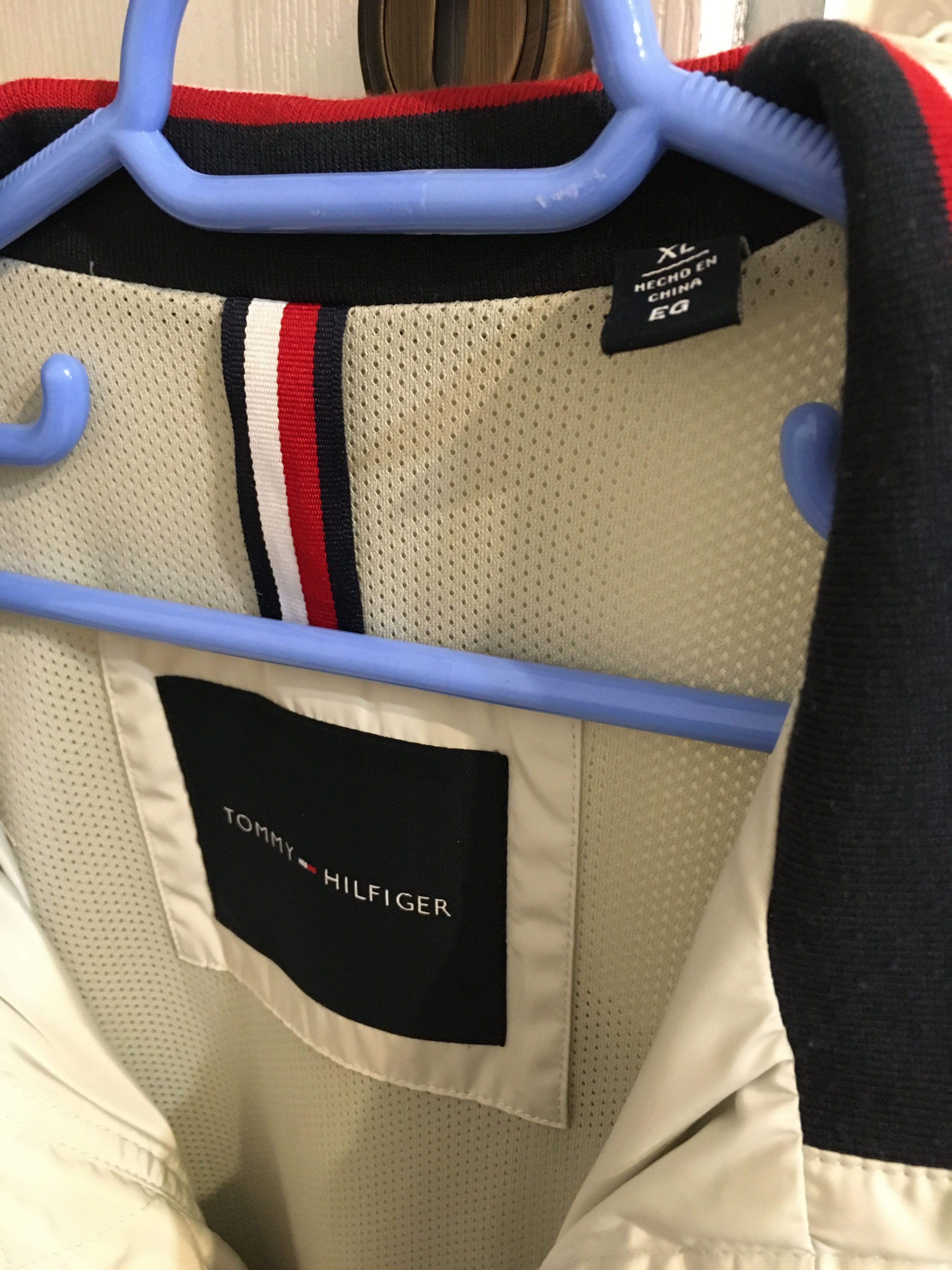 Geaca Tommy Hilfiger