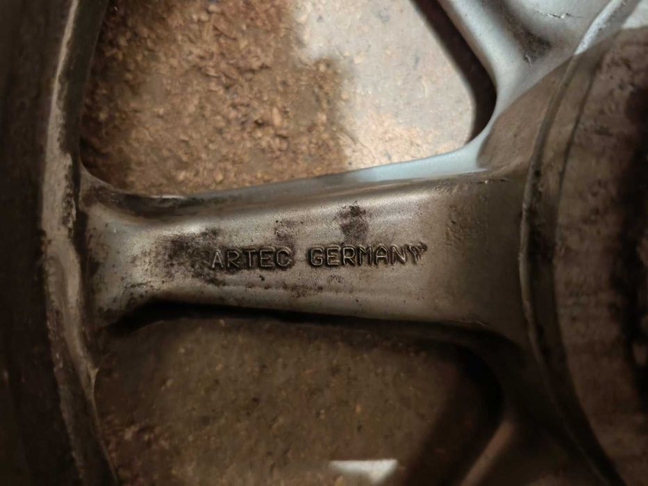 Продавам зимни гуми с джанти  4Х108/16 за Citroen C4/ Peugeot