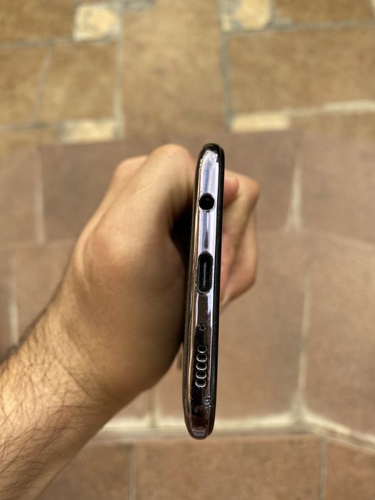 Samsung a50 sotiladi