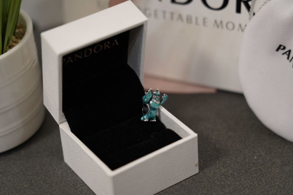 Талисман Пандора - Monsters Inc.